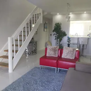 Samreak Chivit Apartment Montego Bay